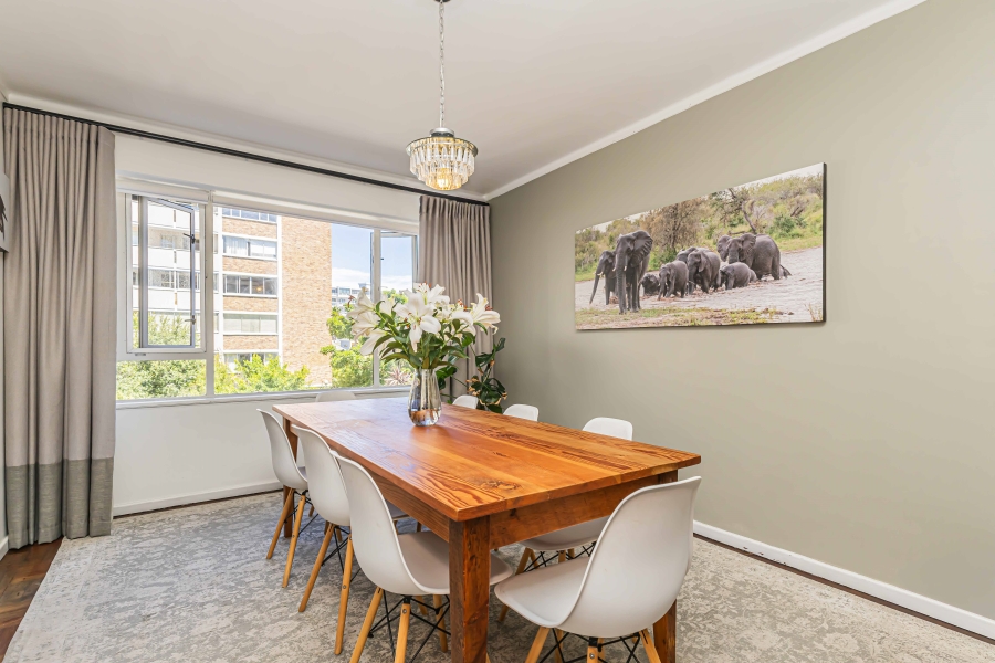 2 Bedroom Property for Sale in Sea Point Western Cape